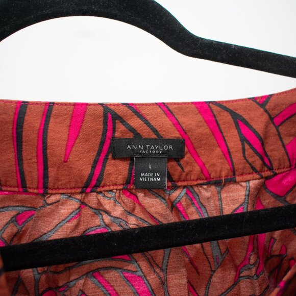 Ann Taylor Factory Blouse size Large - Picture 2 of 3